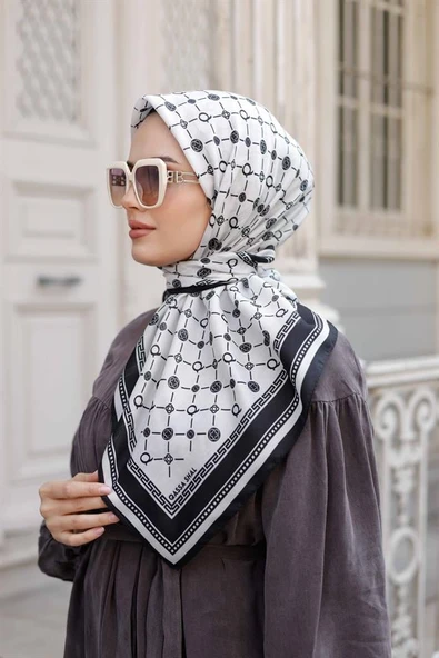 Q Serisi Eşarp Beyaz