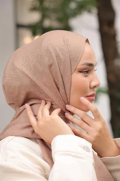 B Desen Şal Sütlü Kahve ürün görseli