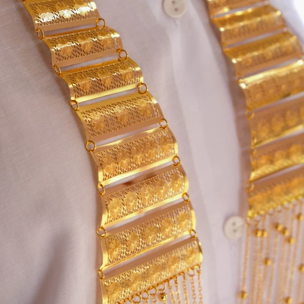 Altın Kaplama Sıralı Çiçek Desenli Akıtma Gerdanlık Kolye KLY-658 - Resim 3