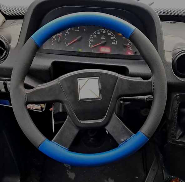 DİKİŞLİ DİREKSİYON KILIFI SİYAH DERİ MAVİ DERİ SİYAH DİKİŞLİ KARSAN J9 - J10 İÇİN ürün görseli