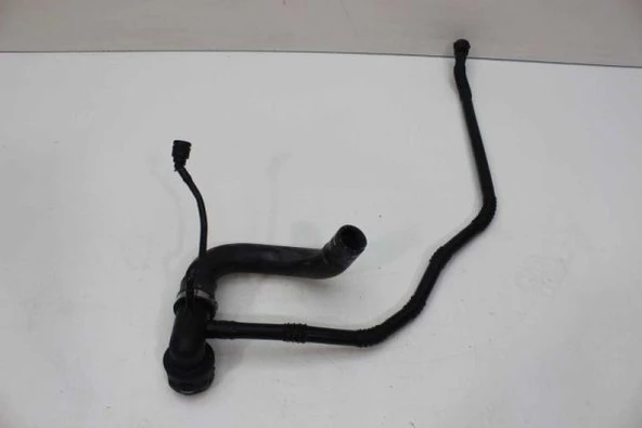 YTT 25104 RADYATÖR ALT HORTUMU FIAT EGEA 1.3 D 356SXB1A. 356SXH1A. 356SXD1A 15 > 52082481 ürün görseli