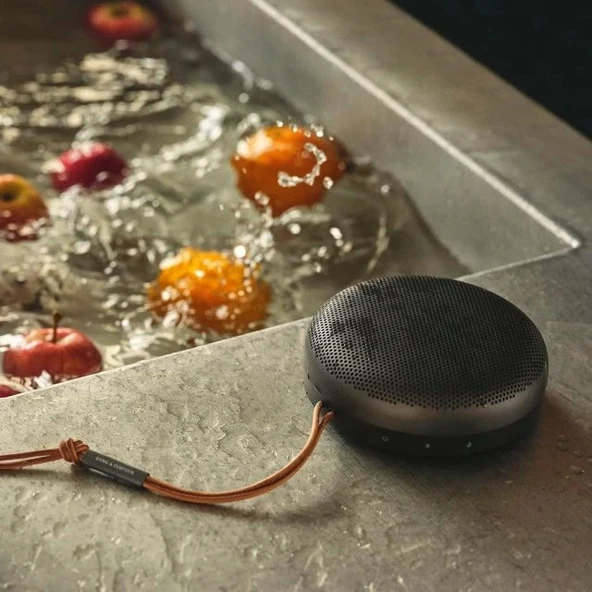 Bang & Olufsen Beosound A1 (2. Nesil) Bluetooth Hoparlör - 5
