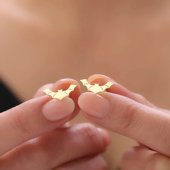 925 Ayar Gümüş Gold Yarasa Küpe ürün görseli 1