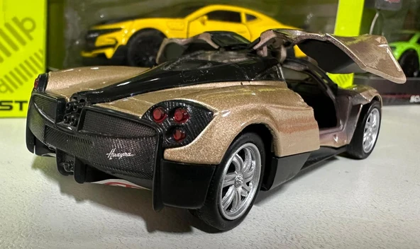 Oyuncak Metal Model Araba 1/36 Çek Bırak Gold Pagani Huayra - Resim 2