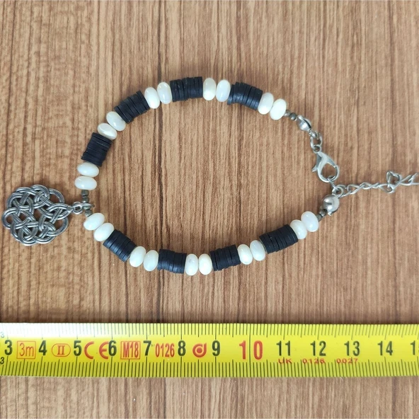 Kelt Düğümü Figürlü Siyah Beyaz Heishi Boncuk Kolye Mor - Resim 3