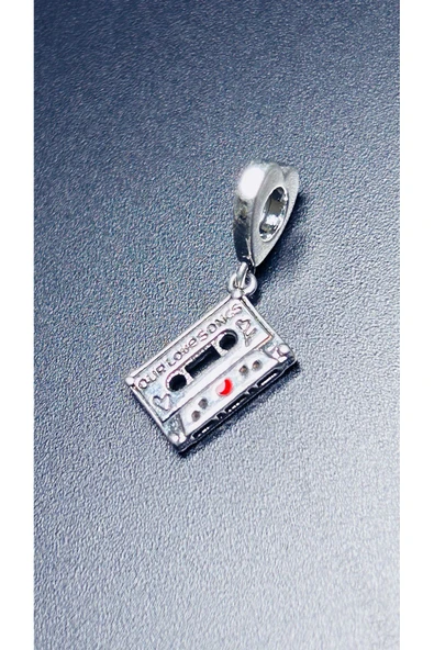 Charm, Kararmayan, Kaset ve Bizim Aşk Şarkılarımız, BİLEKLİK DAHİL DEĞİL, Gümüş Renk, Model26 ürün görseli 1