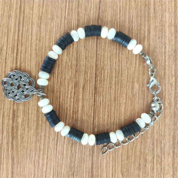 Kelt Düğümü Figürlü Siyah Beyaz Heishi Boncuk Kolye Mor - Resim 4