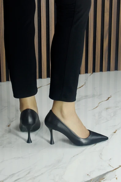 Erkan Saçmacı Suzanna Siyah Hakiki Dana Derisi Sivri Burun Klasik İnce Topuklu Ayakkabı - 6