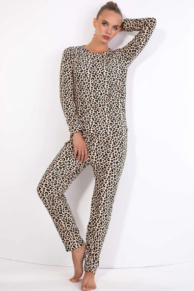 Süet Bisiklet Yaka Uzun Kol Pijama Takımı Leopar ürün görseli 1