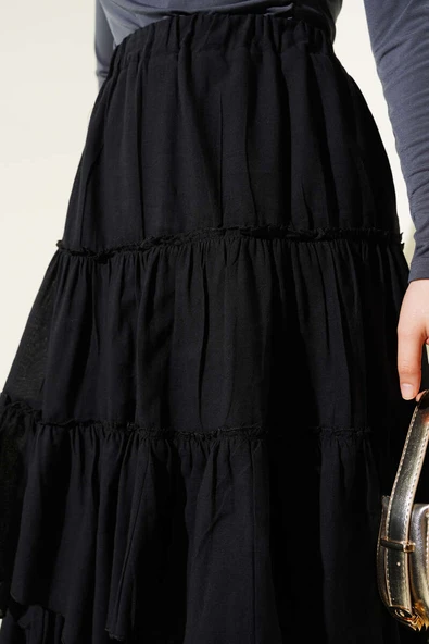 Kat Kat Parçalı Kloş Etek Siyah - Resim 4