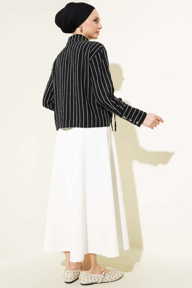 Kalp Düğmeli Önü Büzgülü Kısa Gömlek Siyah - Resim 3