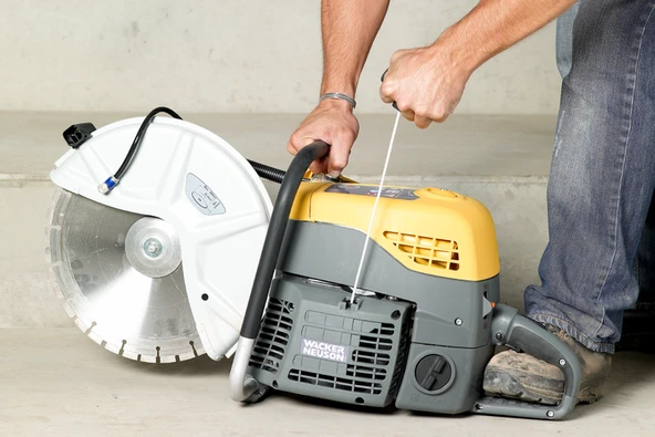 Wacker Neuson BTS 635 S El Tipi Benzinli Beton Kesme Makinası - 2