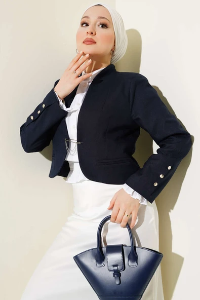 Zincirli Çengel İğneli Kısa Ceket Lacivert ürün görseli 1