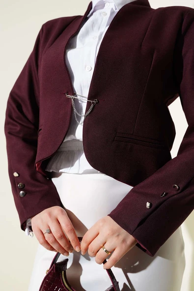 Zincirli Çengel İğneli Kısa Ceket Bordo - Resim 4