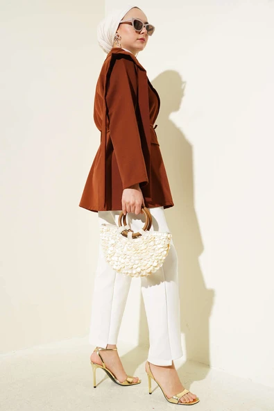 Omuz Pelerinli İp Kuşaklı Ceket Kahve - Resim 3