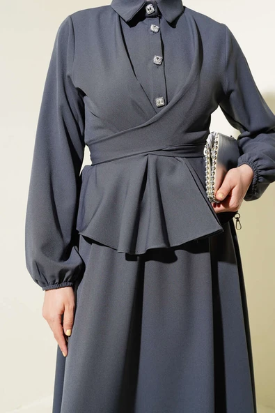 Taş Düğmeli Bağlamalı Etekli Takım Füme - Resim 4