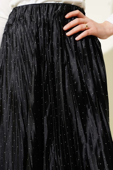 Mini Taşlı Pileli Saten Etek Siyah - 4