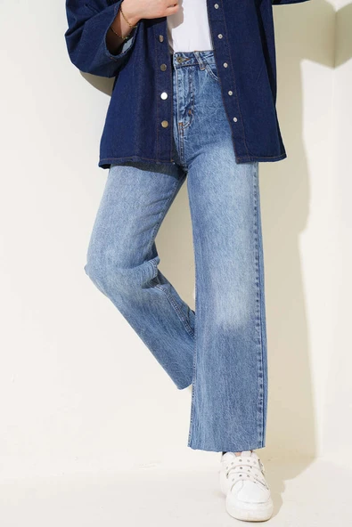 Lazer Kesim Bol Paça Pantolon Orta Mavi Kar ürün görseli 1