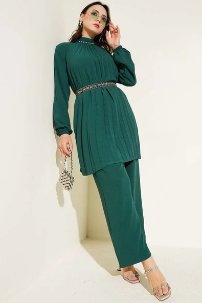 Yaka Taşlı Pileli Tunik İkili Takım Zümrüt Yeşili ürün görseli 1