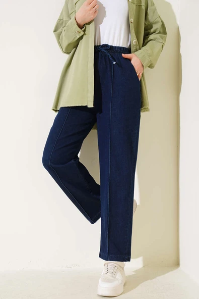 Bel Lastikli Çımalı Kot Pantolon Lacivert ürün görseli 1