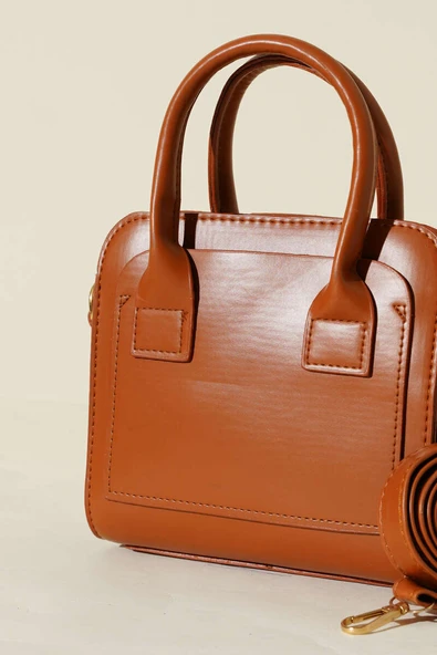 Kutu Model El Çanta Taba - Resim 3