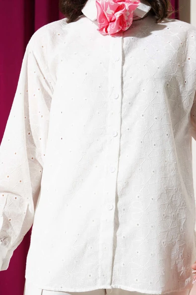 Çiçek Detaylı Brodeli Gömlek Ekru - Resim 4