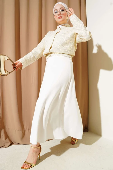 Parlak Kırışık Doku Kısa Ceket Bej - Resim 2