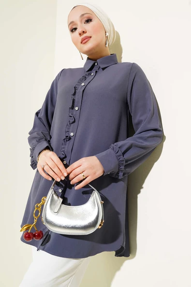 Taş Düğmeli Fırfırlı Gömlek Füme ürün görseli 1