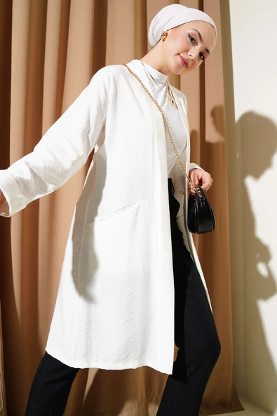 Önü Açık Cepli Hırka Beyaz ürün görseli