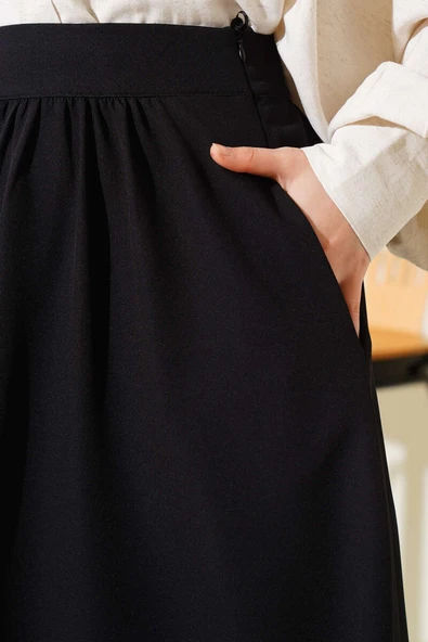 Bel Fermuarlı Cepli Kloş Etek Siyah - Resim 4