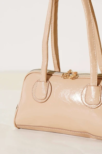Fermuarlı Uzun Kulplu Rugan Çanta Latte - Resim 3