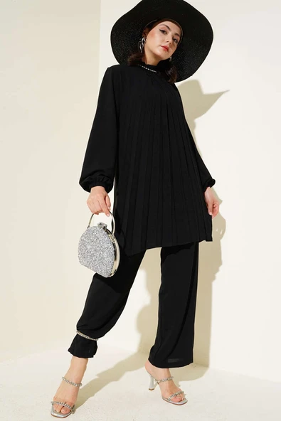 Yaka Taşlı Pileli Tunik İkili Takım Siyah ürün görseli 1