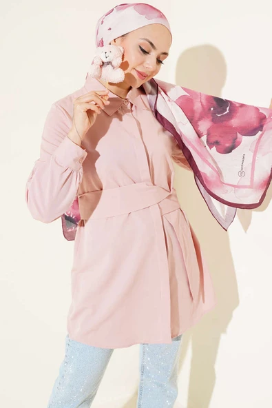 Gizli Düğmeli Kendinden Kuşaklı Gömlek Pudra ürün görseli 1