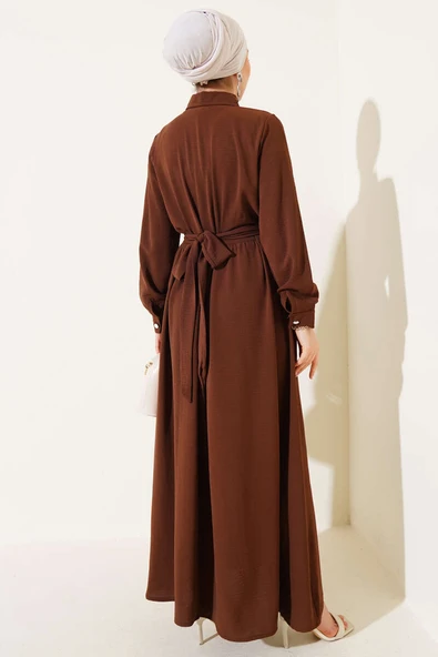 Yarım Düğmeli Önü Çapraz Bağlamalı Elbise Kahve - Resim 3