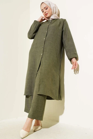 Hakim Yaka Düğmeli İkili Takım Haki ürün görseli 1