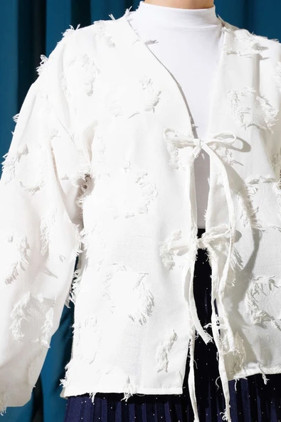 Püsküllü Bağlamalı Kimono Beyaz - Resim 4