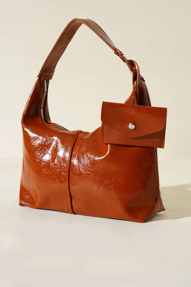 Bozuk Para Cüzdanlı Rugan Çanta Taba ürün görseli