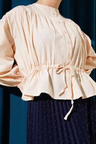 Bilek Lastikli Bel Tünelli Kısa Gömlek Bej - Resim 4