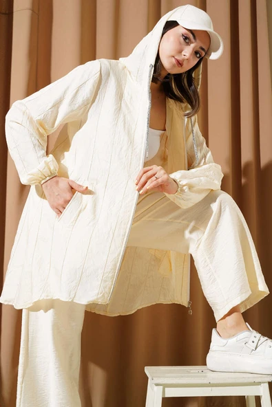 Sim Çizgili Kapüşonlu İkili Takım Krem ürün görseli 1