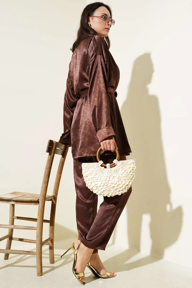 Kuşaklı Kırışık Saten İkili Takım Kahve - Resim 3