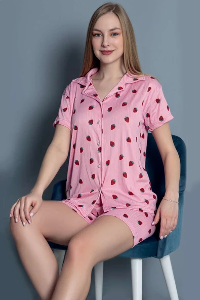 Çilek Baskılı Düğmeli Şortlu Pijama Takımı Pembe - Resim 2