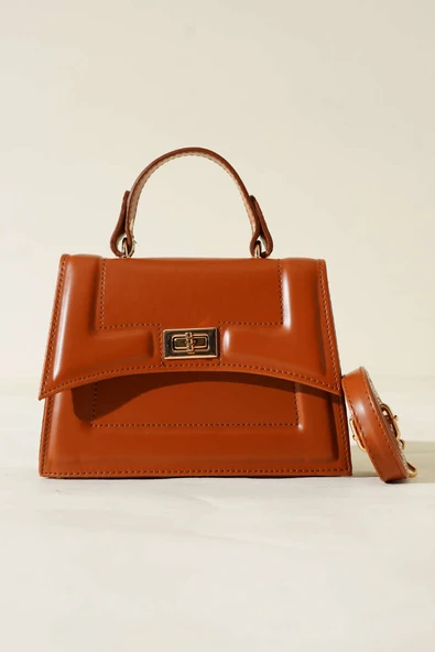 Kilit Detaylı Kenar Dikişli Çanta Taba - Resim 2