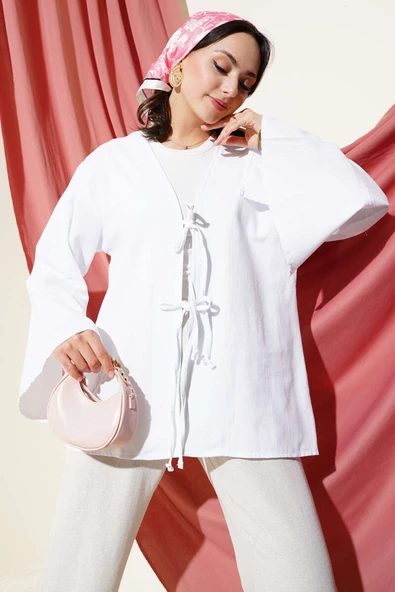 Önü Bağcıklı Geniş Kol Kimono Beyaz ürün görseli 1