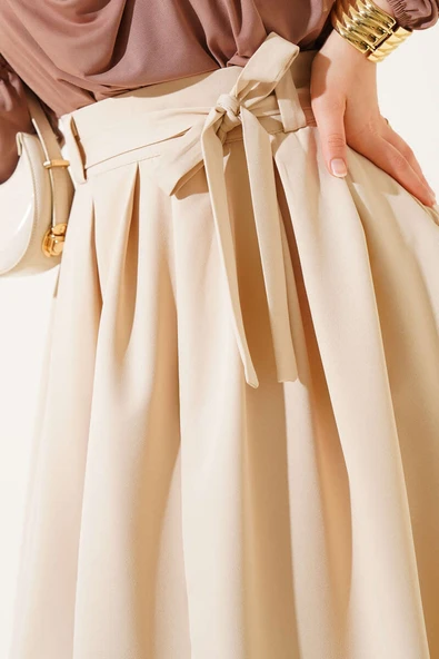 Pileli Kuşaklı Kloş Etek Bej - 4
