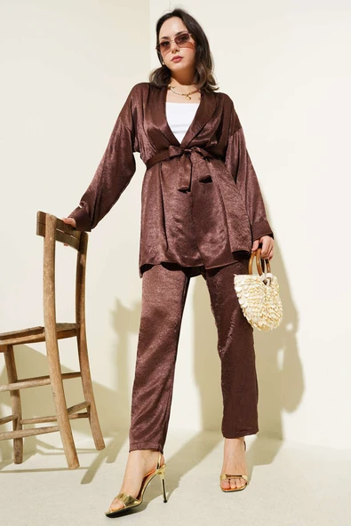 Kuşaklı Kırışık Saten İkili Takım Kahve ürün görseli 1