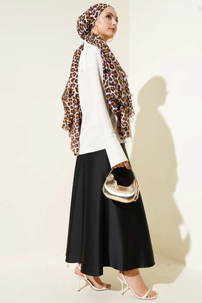 Önü Bağcık Detaylı Keten Bluz Bej - Resim 3