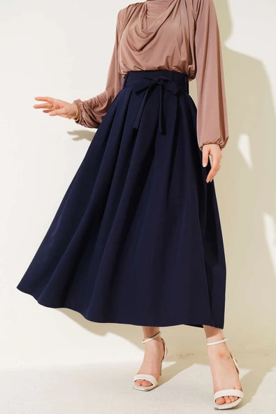 Pileli Kuşaklı Kloş Etek Lacivert