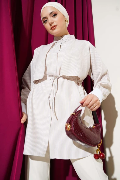 Çizgili Pelerinli Gömlek Bej ürün görseli 1