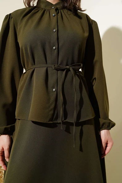 İp Kuşaklı Düğmeli Etekli İkili Takım Haki - Resim 4