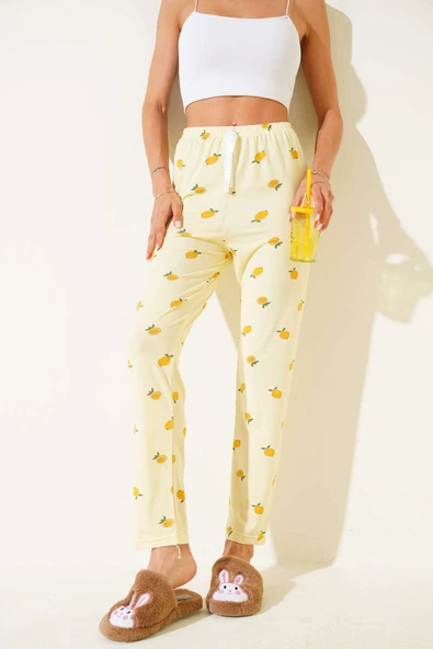 Desenli Pijama Sarı ürün görseli